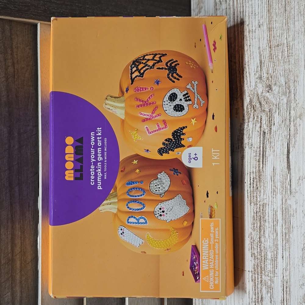 Mondo Llama Create‑Your‑Own Pumpkin Gem Art Kit